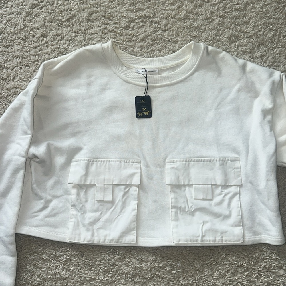 Women’s cropped cream sweatshirt - Picture 2 of 5